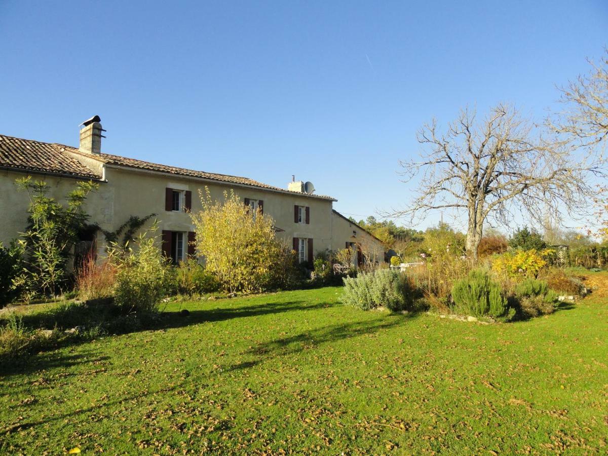 Bed & Breakfast La Ferme Aux Fleurs Montpeyroux (Dordogne)