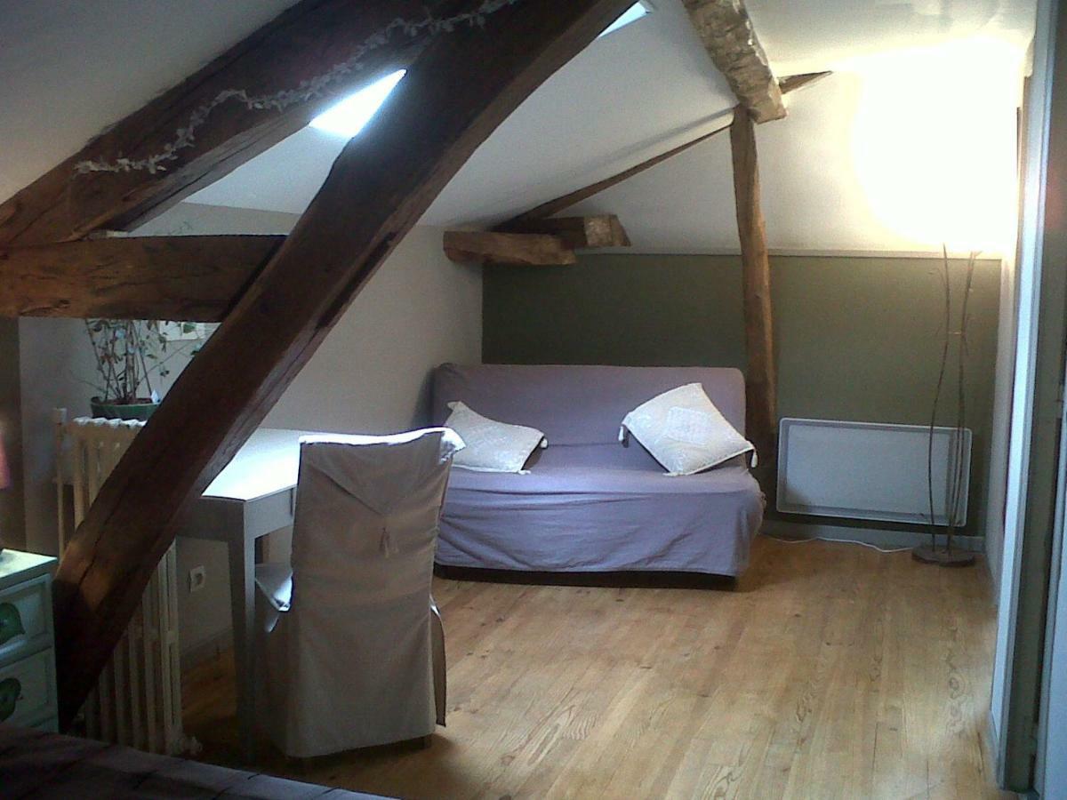 La Ferme Aux Fleurs Bed & Breakfast Montpeyroux (Dordogne)